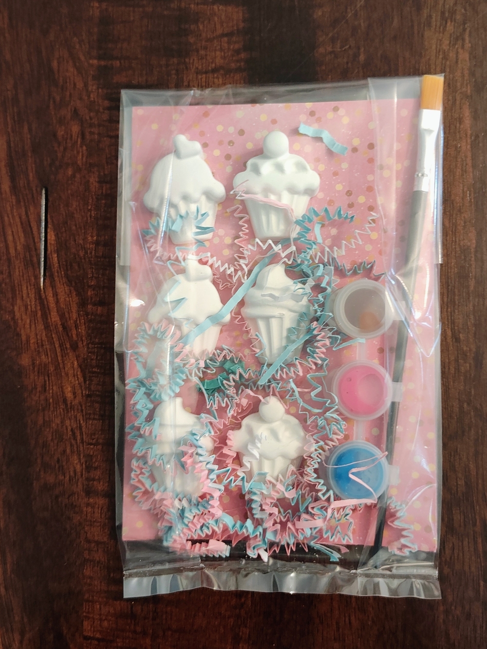 Cupcakes Craft Paint Kit with Pink Accents - Home Party Supplies